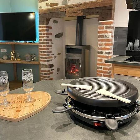 Maison De Village Avec Vue 4/5 Personnes Lou Rouchou Voutezac ภายนอก รูปภาพ
