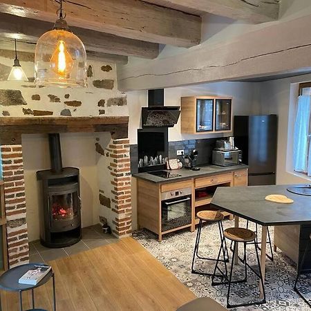 Maison De Village Avec Vue 4/5 Personnes Lou Rouchou Voutezac ภายนอก รูปภาพ